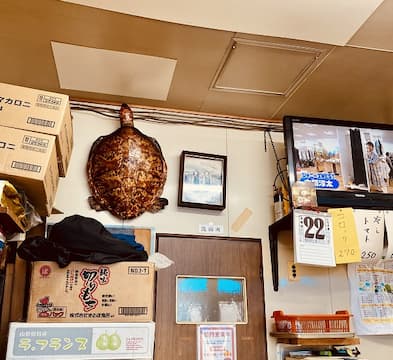 「みのや」の亀の甲羅。老舗の証