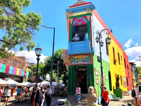 ブエノスアイレスの観光スポット、カミニート