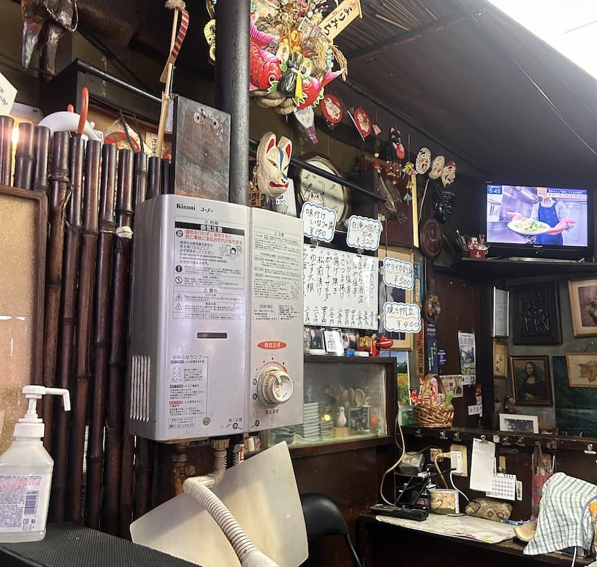 東十条　居酒屋　よりみち　店内