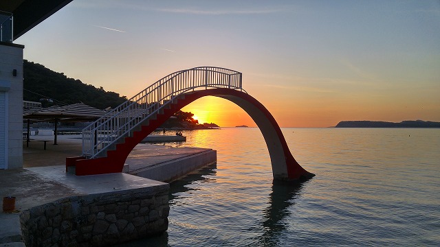 f:id:dokoedemoiku:20191229221621j:plain