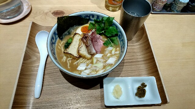 f:id:dokosuka:20170104185741j:image f:id:dokosuka:20170104185741j:image