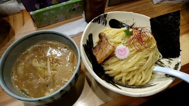 f:id:dokosuka:20170704195907j:image f:id:dokosuka:20170704195907j:image