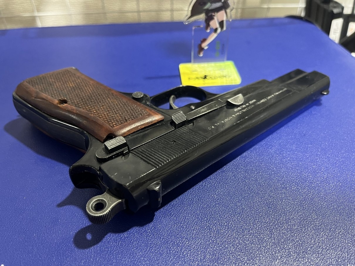 マルシン ブローニングハイパワー に 実銃系グリップ を削って