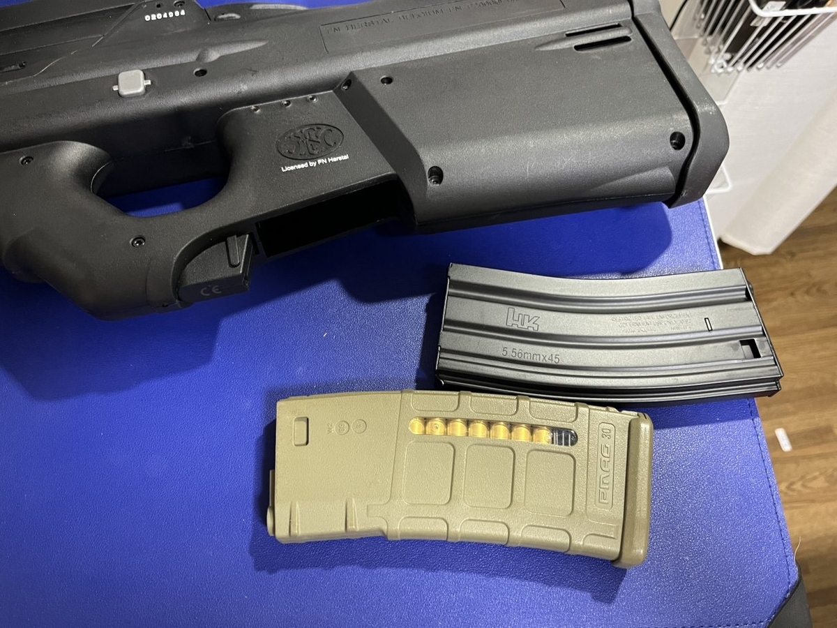 FNモデルガン F2000 戦闘機のような型番 そして S.T.A.L.K.E.R. 追記 射線調整