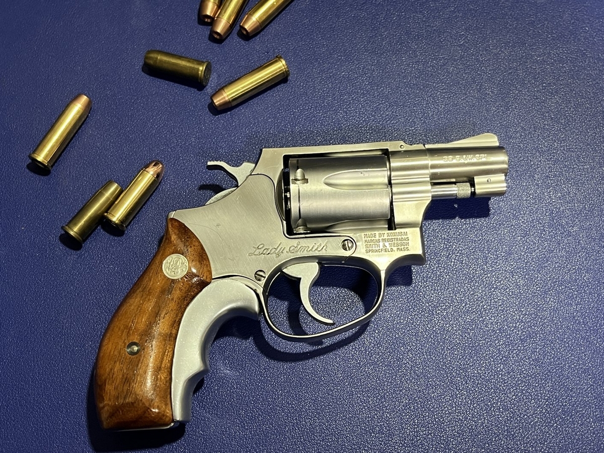 国際産業 S&W M60 レディスミス 完動・美品 超希少モデルガン 木グリ付き №510 S＆W M60 3インチ レディースミス スーパー