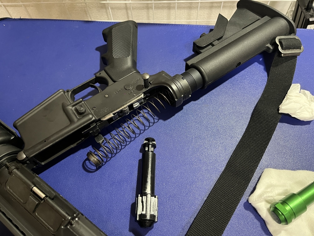 東京マルイ M4A1 CARBINE ガスガン超美品稼働確認バッファー装着