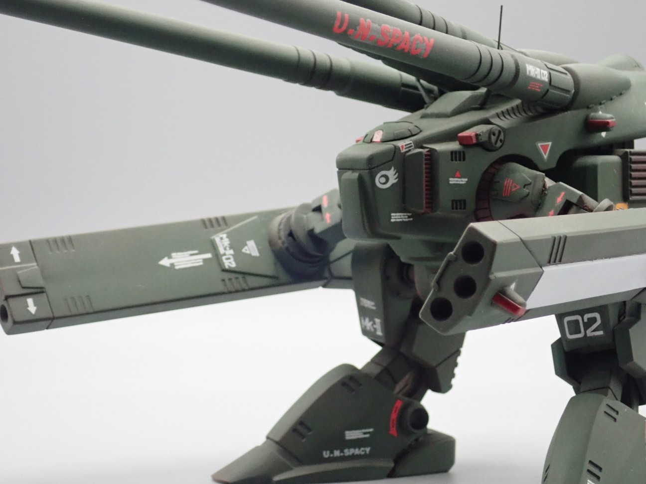 完成作品】バンダイ 超時空要塞マクロス 1/200 デストロイド