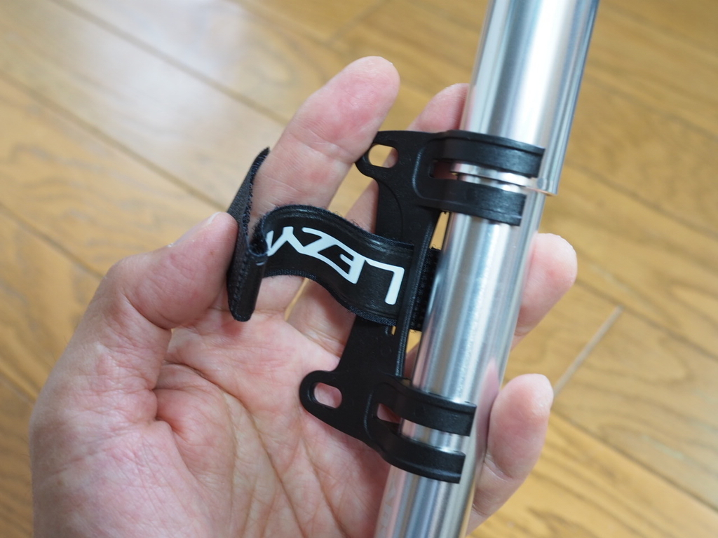 自転車 空気 入れ 外れる