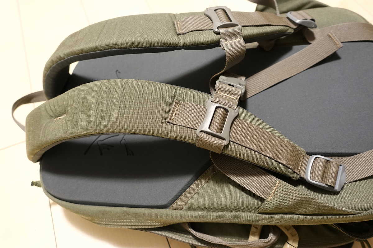 ARC'TERYX LEAF Blade21 (アークテリクス リーフ ブレード21