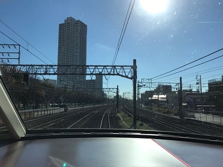 名鉄パノラマカーまぶしい