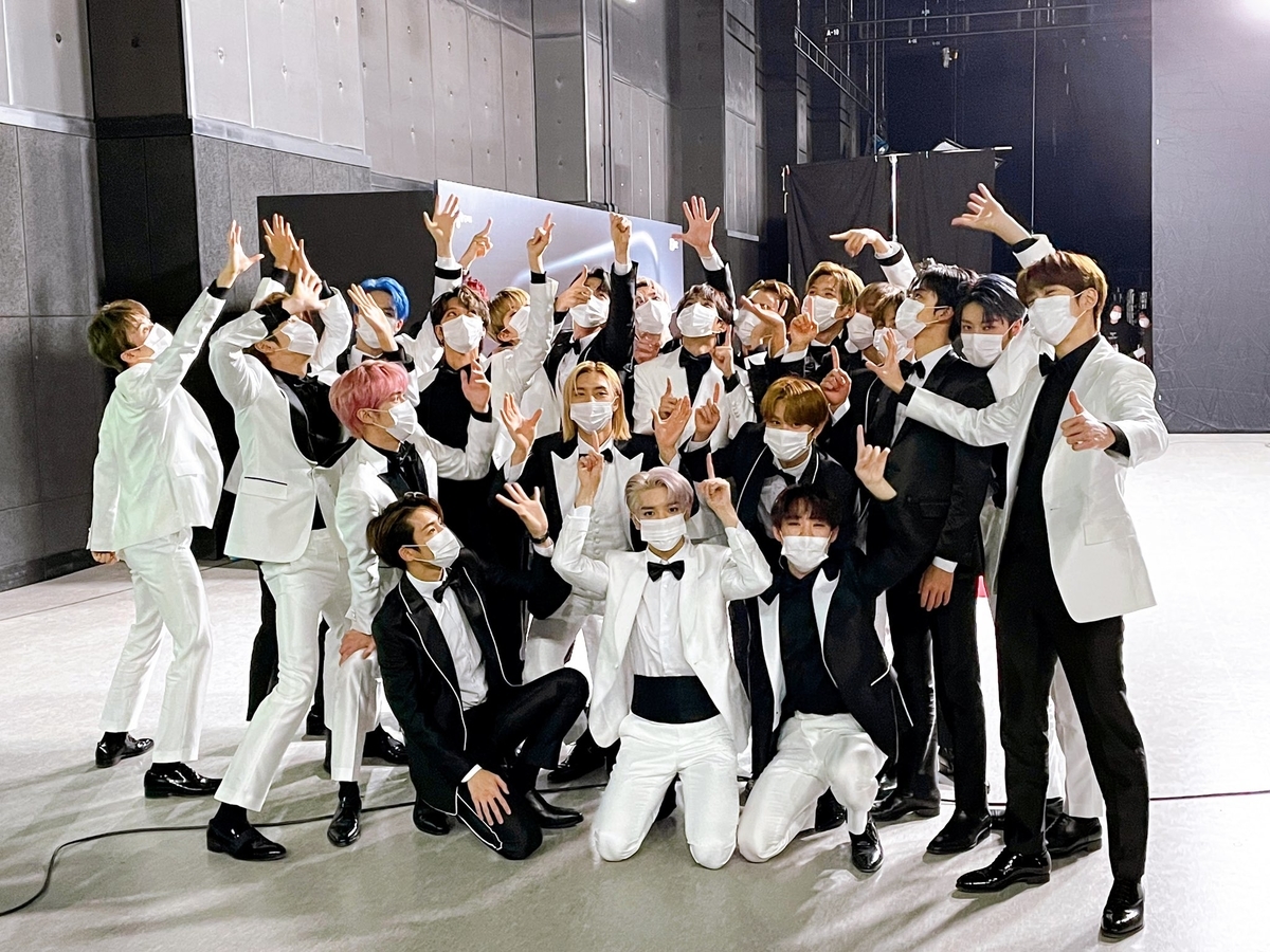 【NCT】NCT U『Light Bulb』を聴きながら話す 根津と時々、晴天なり