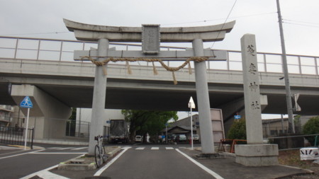 菱妻神社