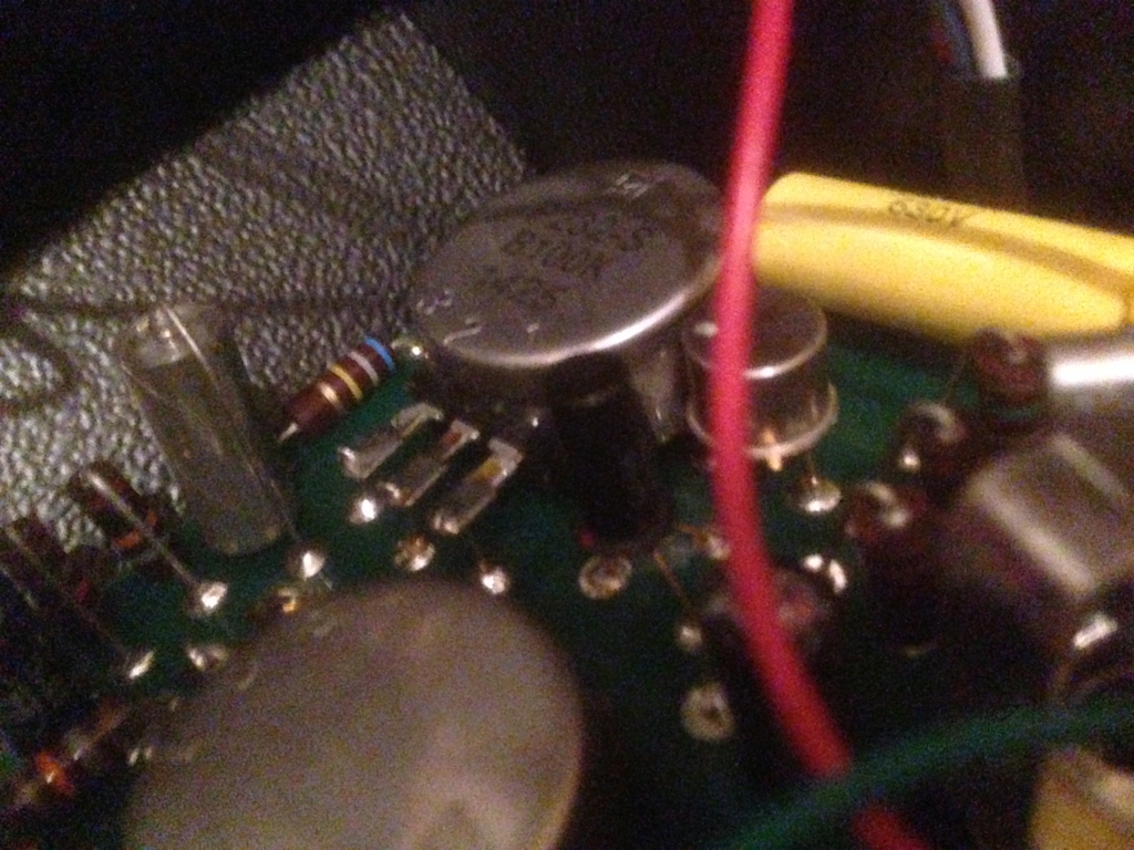 JEXT TELEZ DIZZY TONE GOLD FONT - FUZZ AROUND