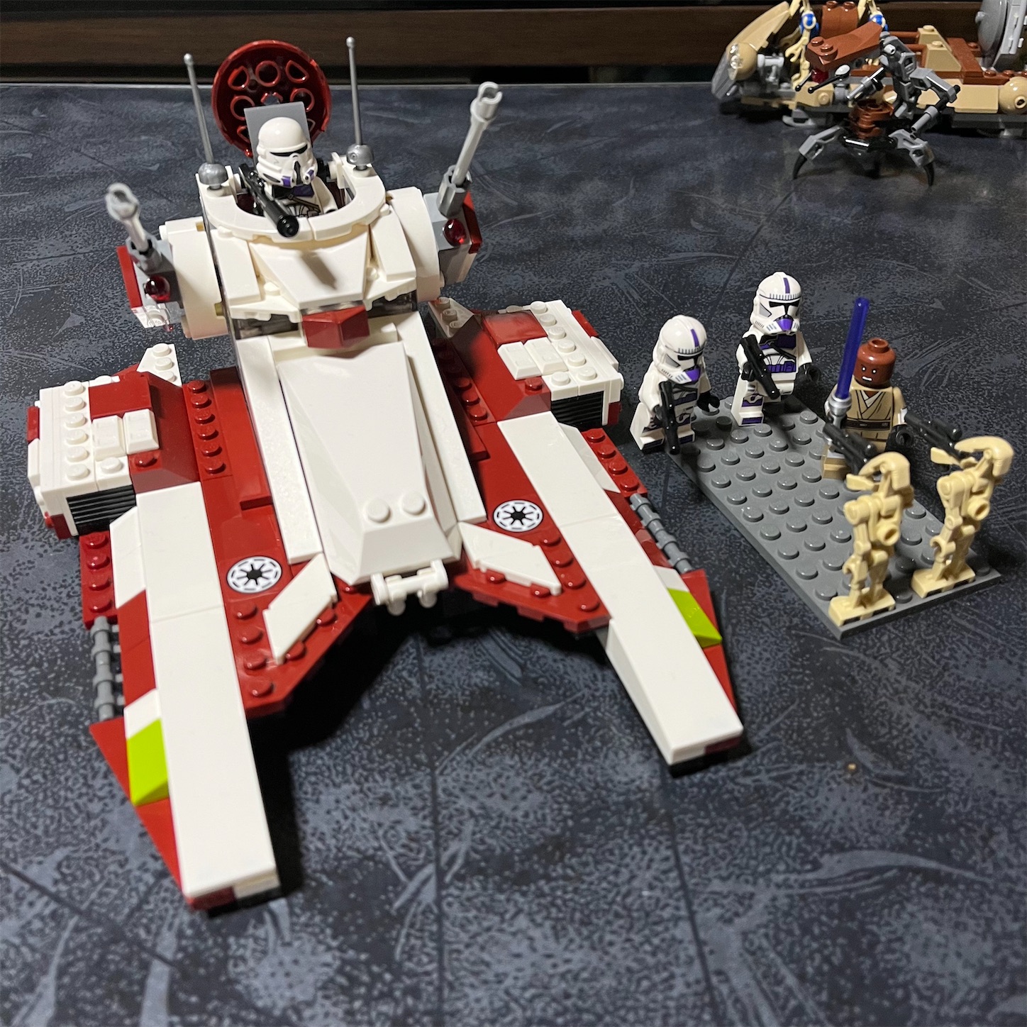 アウトレットオンライン 新品未開封 LEGO レゴ スターウォーズ モス お待たせ! モス アイズリー カンティーナ 75290 レゴ スターウォーズ その他