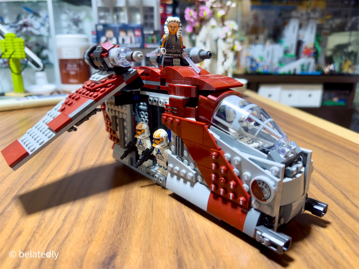 レゴ(LEGO) スター・ウォーズ T-6シャトル (75362)を共和国ガンシップ