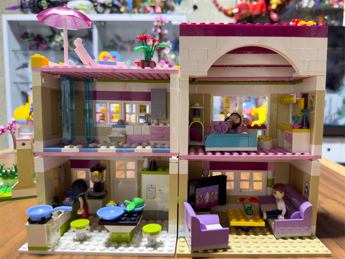 レゴ (LEGO) フレンズ ラブリーハウス 3315 2012年発売のセットです 