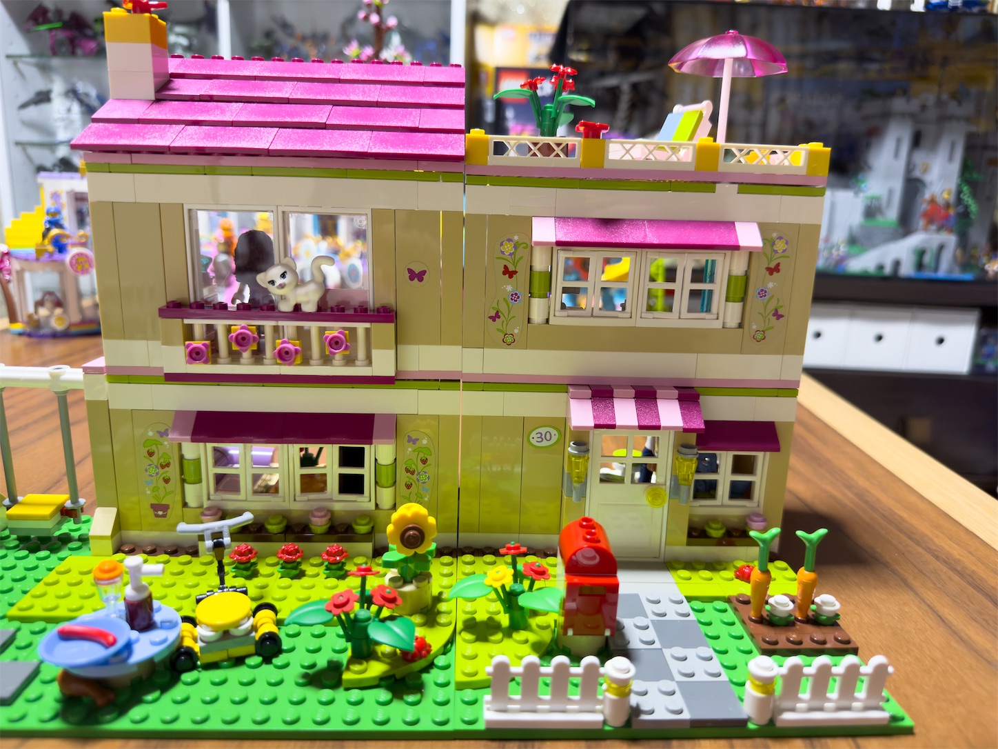 レゴ (LEGO) フレンズ ラブリーハウス 3315 2012年発売のセットです 