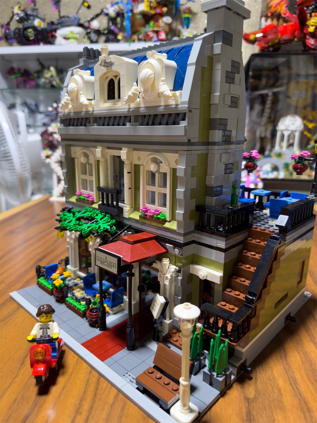 10年越しの夢 レゴ(LEGO) 10243 パリのレストラン (Creator
