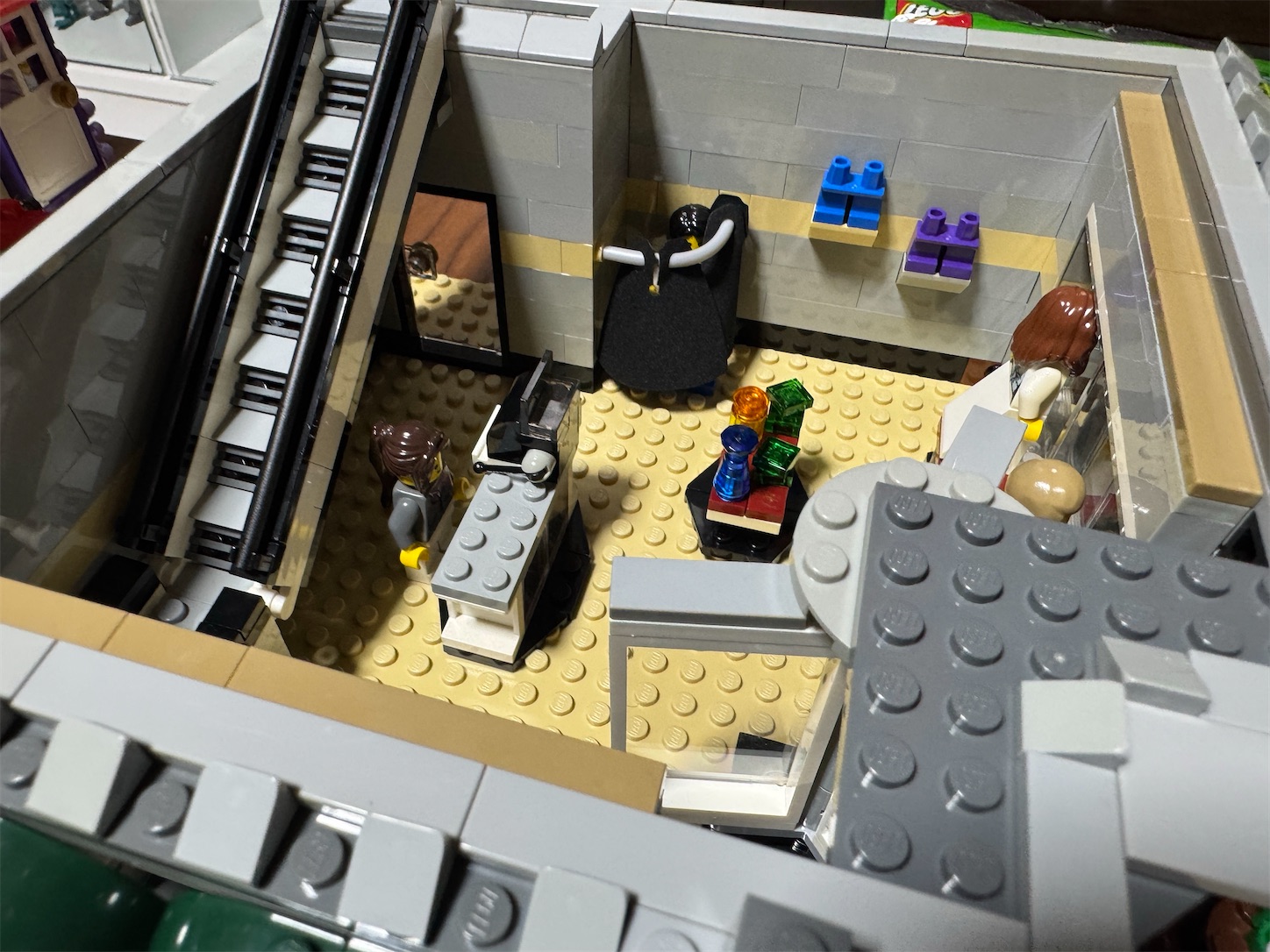 レゴ （LEGO) クリエイター・グランドデパートメント 10211 購入