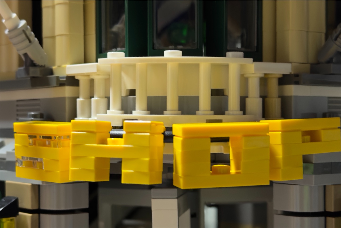 レゴ （LEGO) クリエイター・グランドデパートメント 10211 購入