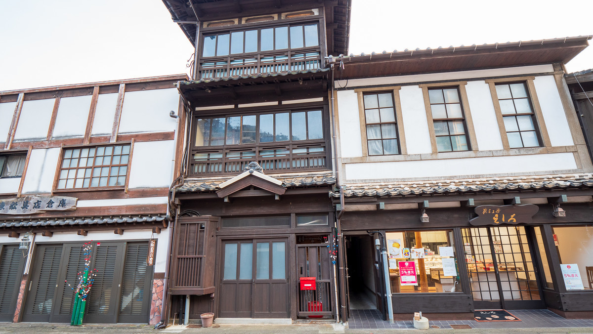 f:id:doukana:20200321221801j:plain