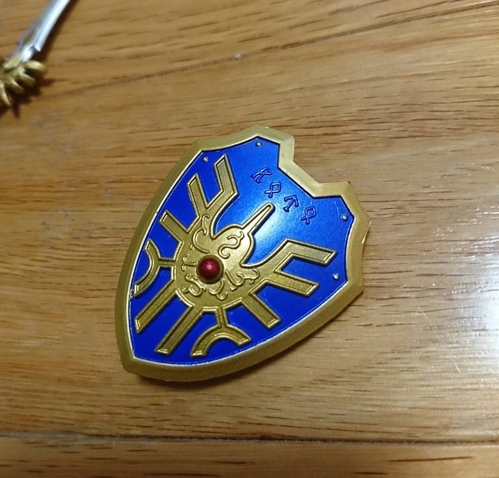 ロトの盾もあるぞ