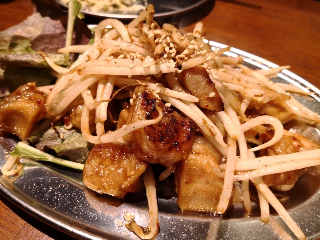 牛料理も少しある豚のいろ葉