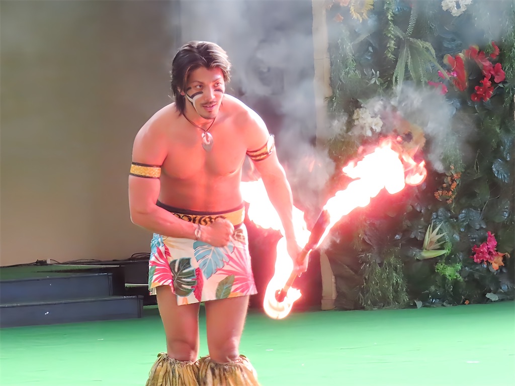 ファイヤーナイフダンサー　シバオラ　LAGI中谷さん　ハワイアンズ還暦祭