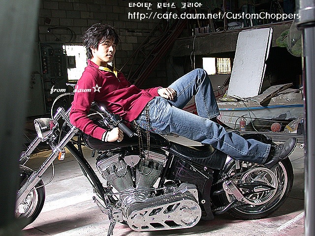 わぁ～～～若いサンウ、可愛い💛 「クォン・サンウの画報撮影with TITAN BIKE!」 - Dream of Sangwoo