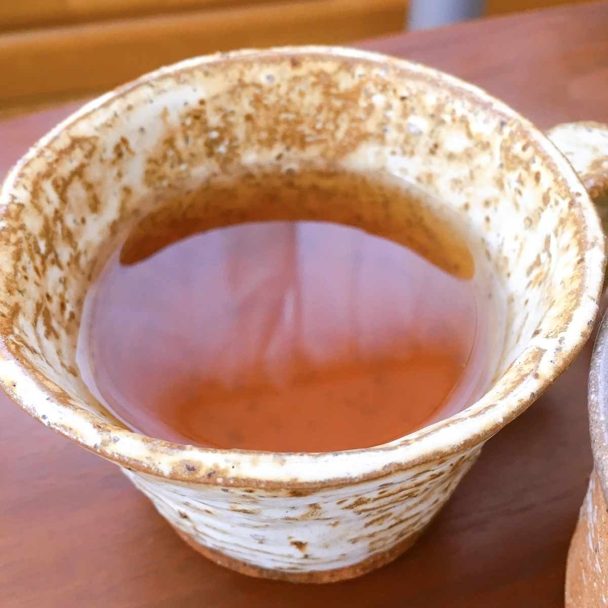 島詩紅茶