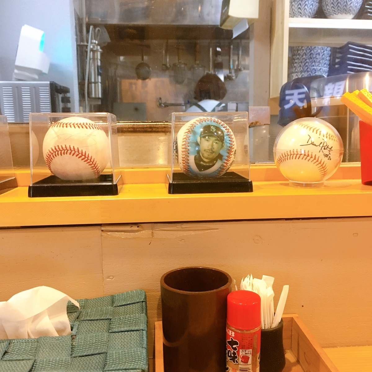 店内のサインボール