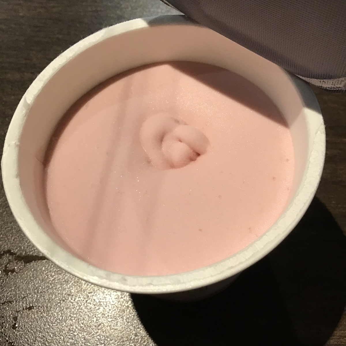 豆乳アイス　ソイ・イチゴ
