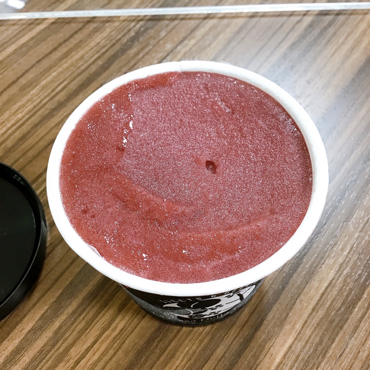 ピーチ専科ヤマシタのベリーAワイン ジェラート