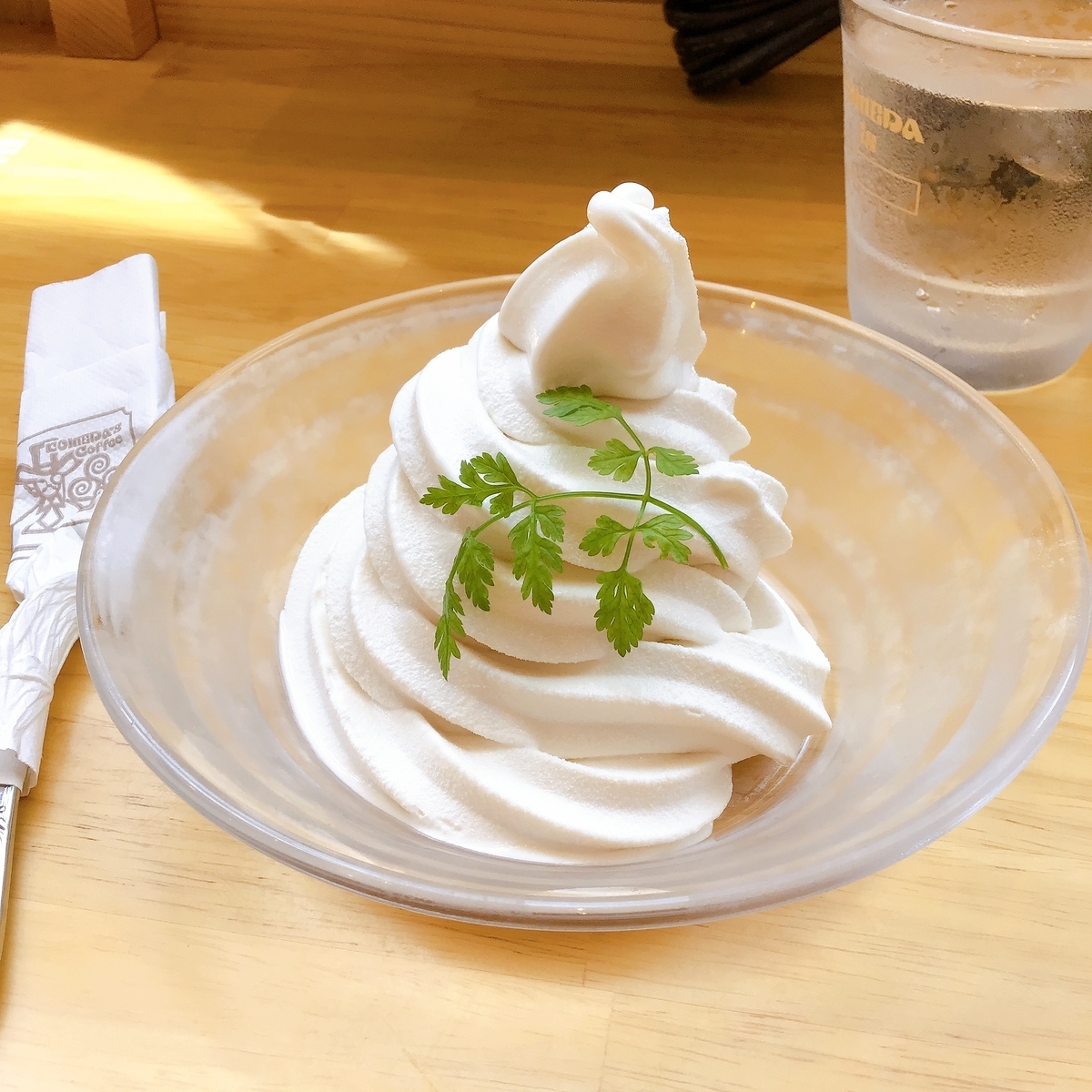 アーモンドミルクのソフトクリーム