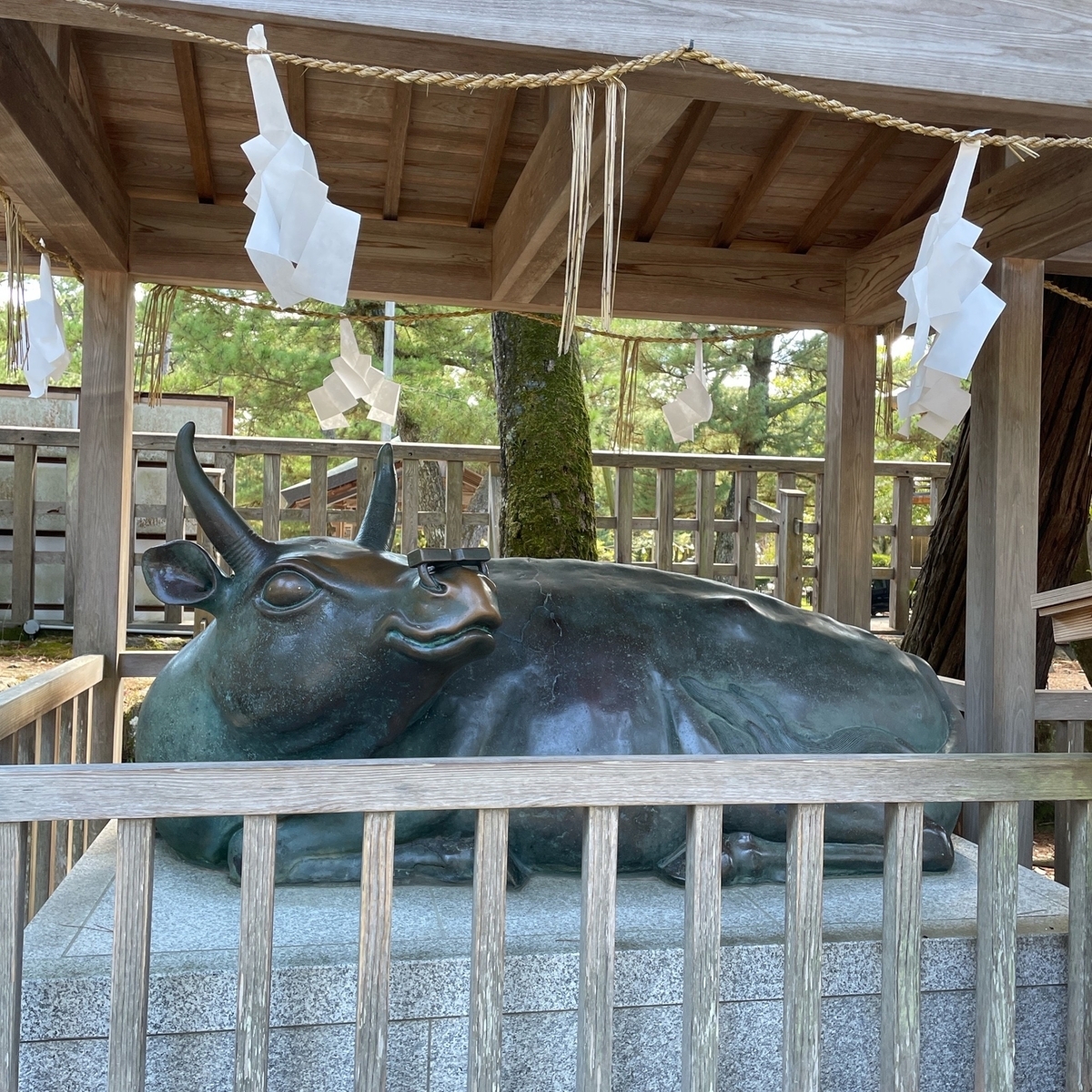 出雲大社の牛の像