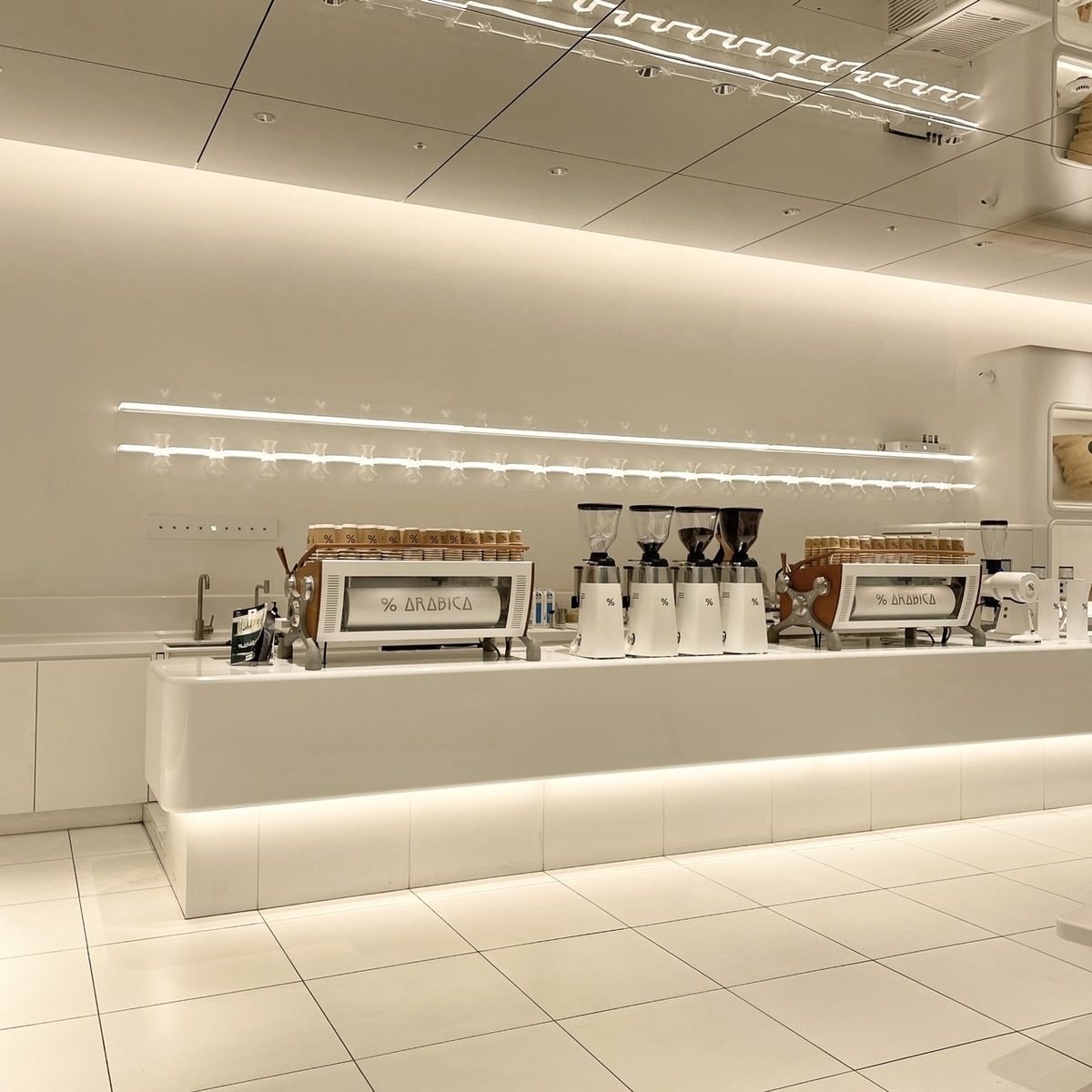 アラビカコーヒー店内