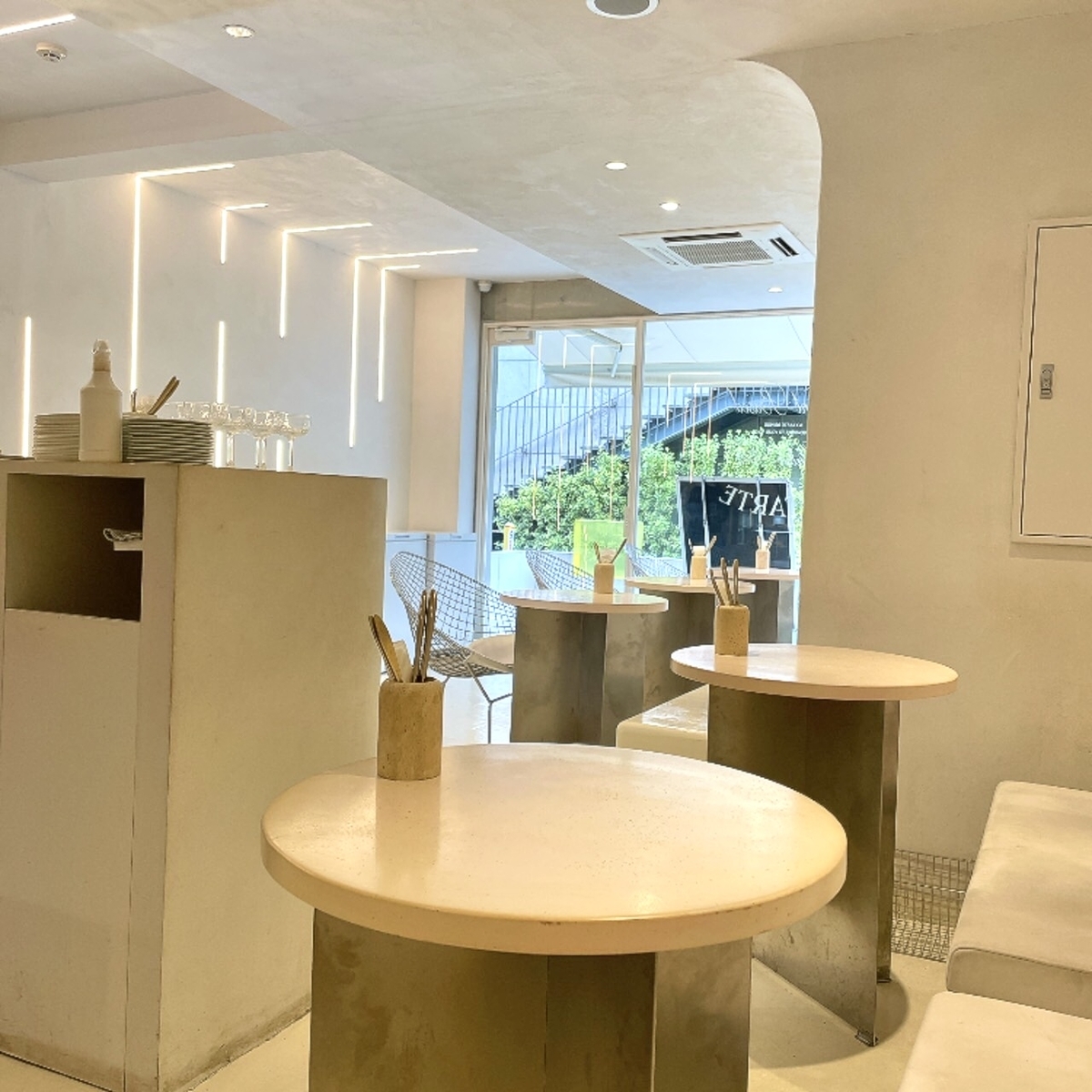SO TARTE 表参道店店内