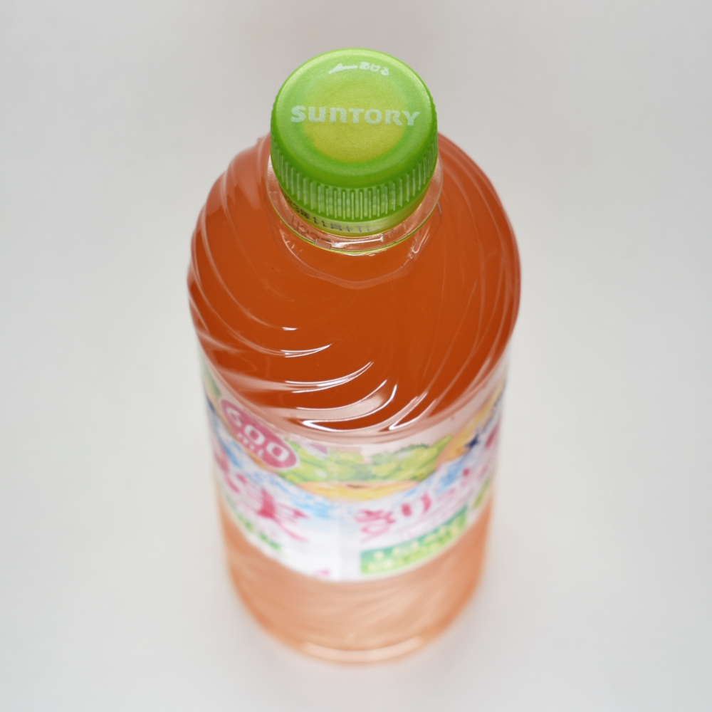 サントリー天然水 きりっと果実 ピンクグレープフルーツ＆マスカット,ペットボトルキャップ