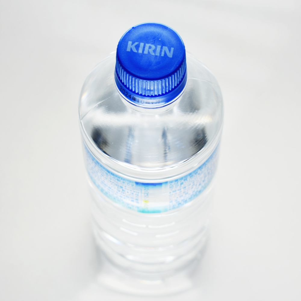 キリン天然水,ペットボトルキャップ,ペットボトル上部