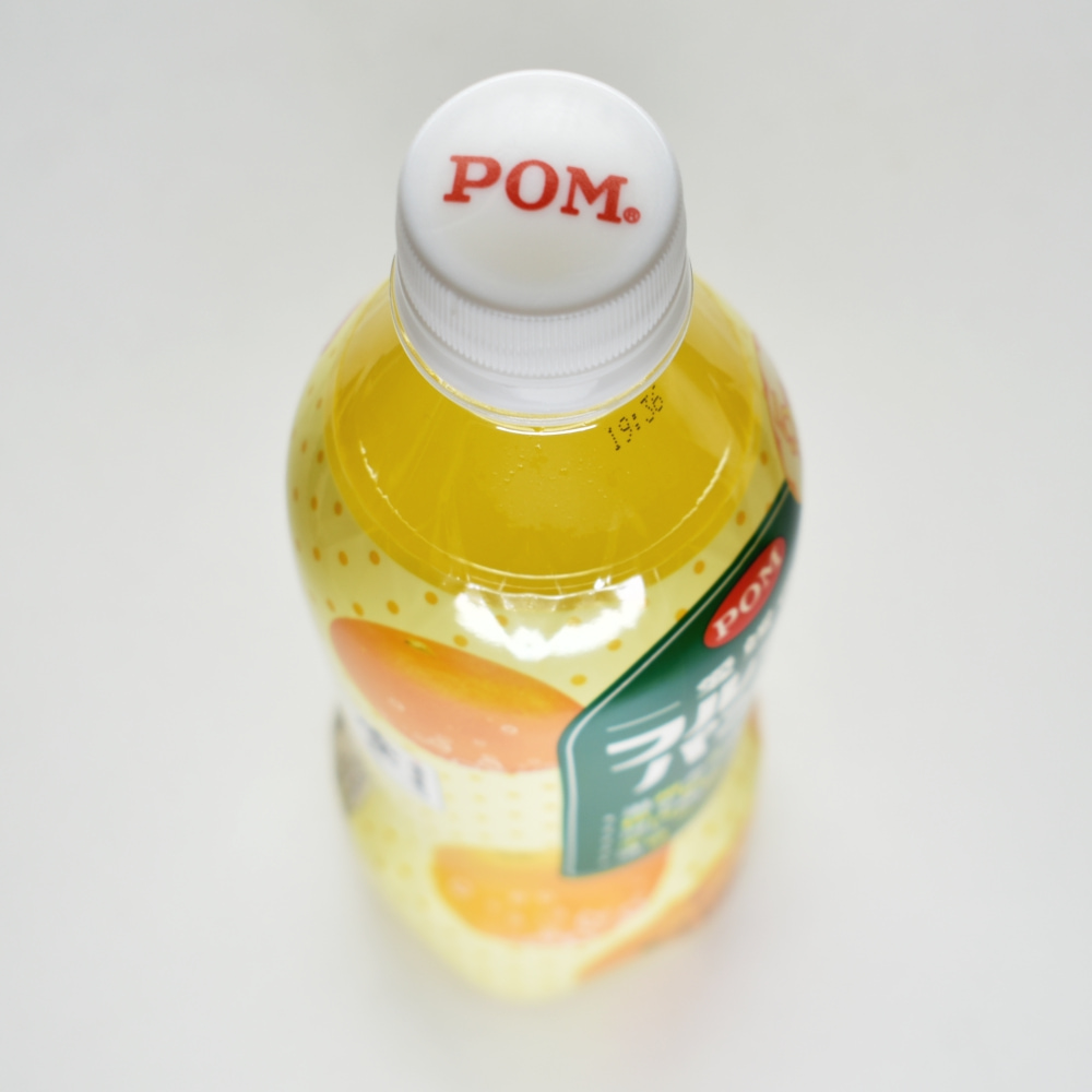 POM 愛媛のフルーツパンチ,ペットボトルキャップ,ペットボトル上部