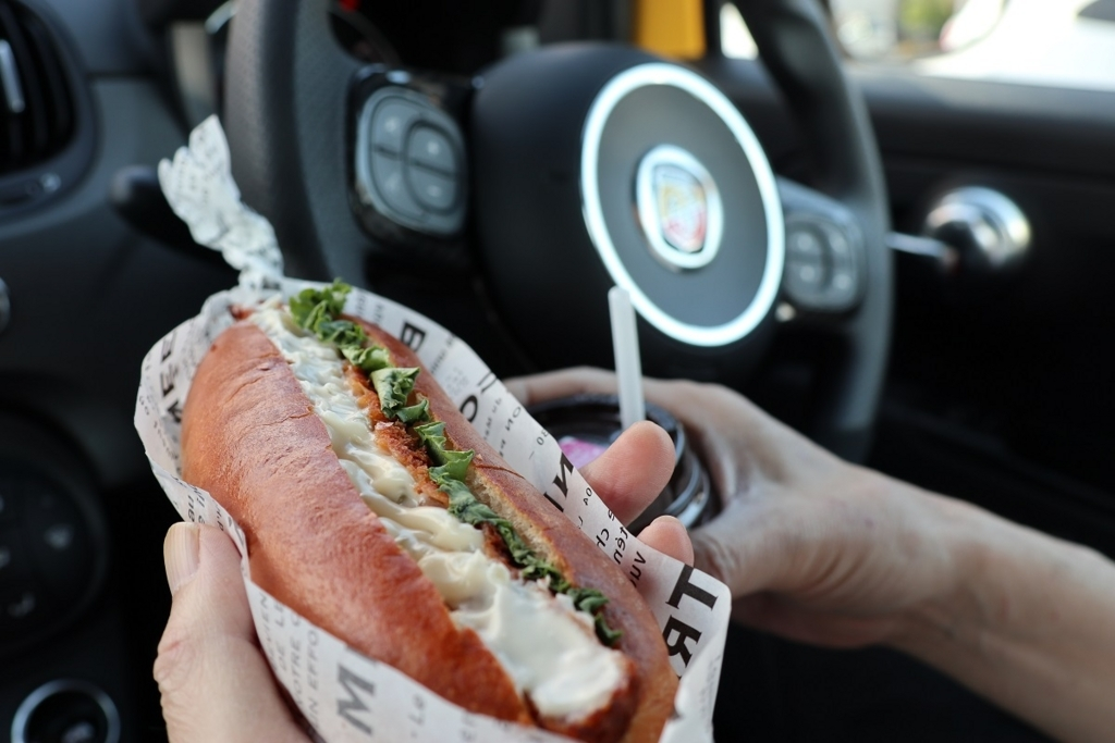 2　手作りの軽食を用意