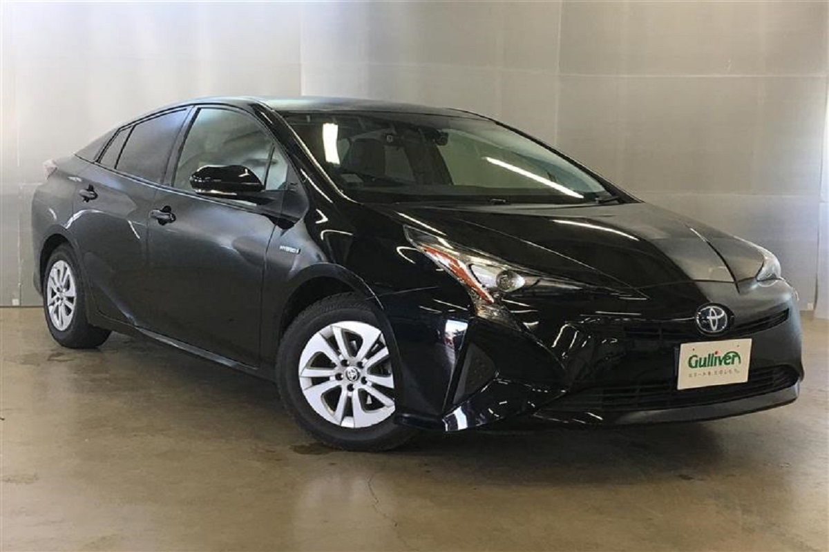 トヨタ　プリウス