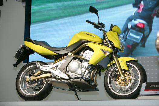 東京モーターショー 速報 カワサキ ER-6n