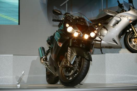 KAWASAKI ZZ-R1400A グレー 車検残R8/8月 エンジン始動動画 半額配送キャンペーン 期間限定 現状渡し諸経費￥0- 横浜 P-Yard KAWASAKI ZZ-R1400A グレー 車検残R8/8月 エンジン始動動画 半額配送