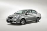 フィット アリア 1.5W Dパッケージ装着車（シルバーモス・メタリック）