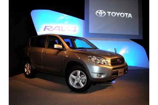 3代目トヨタ RAV4 ついに登場！ - 新車情報の車ニュースを配信中