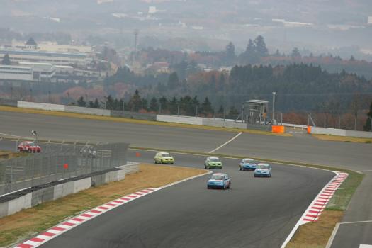 NISIMO FESTIVAL 2005の写真集マーチカップエキシビジョンレース編