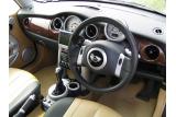 中古車は諸費用が安く抑えられるので、メリットはあるが…