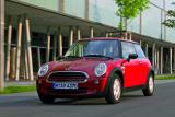 BMW MINI 発売４周年記念イベントを開催！