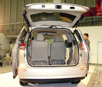 パワーバックドア